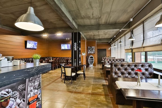 Imagen del bar/restaurante del Hotel Hotel Champion. Foto 5
