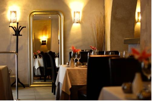 Imagen de la habitación del Hotel Hotel Chancilleria. Foto 12