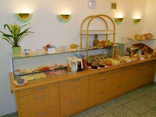 Imagen general del Hotel Hotel Christina. Foto 2