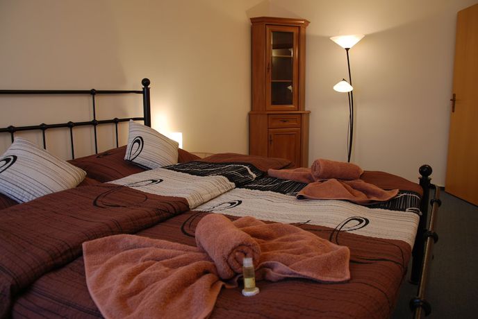 Imagen de la habitación del Hotel Hotel Chur&aacute;ňov. Foto 2