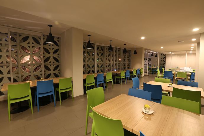 Imagen del bar/restaurante del Hotel Hotel Citradream Yogyakarta. Foto 4