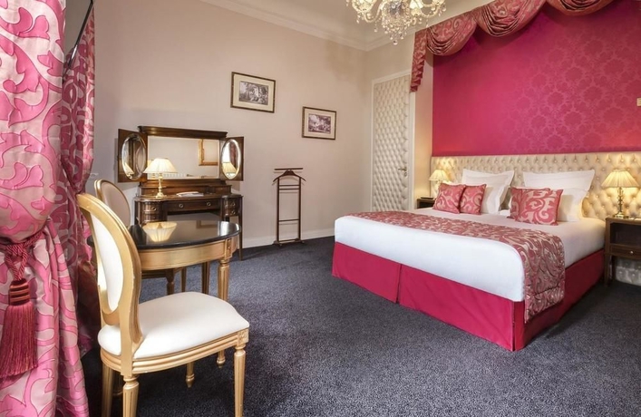 Imagen de la habitación del Hotel Hotel Claridge. Foto 8