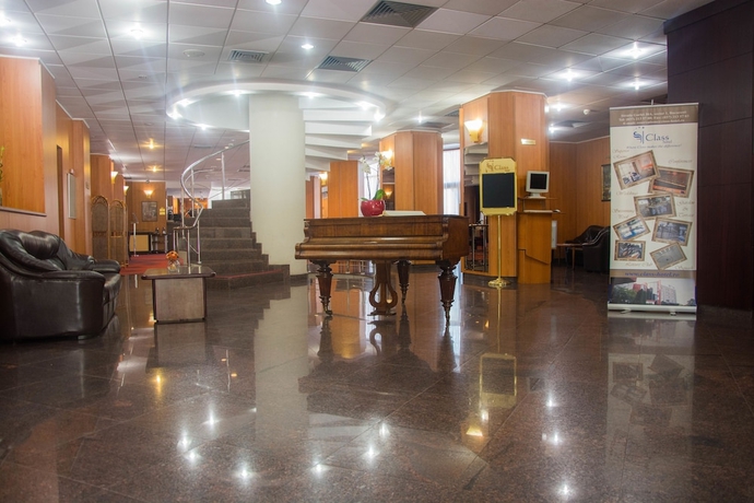 Imagen de los interiores del Hotel Hotel Class. Foto 18