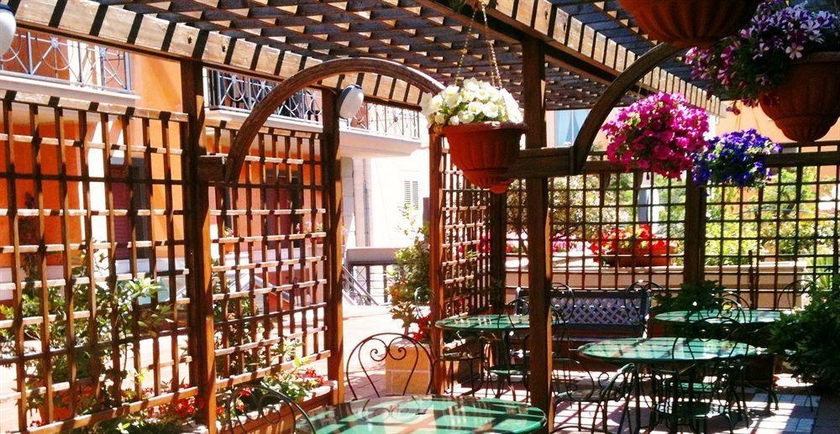 Imagen general del Hotel Hotel Colonne - Ali Hotels. Foto 11