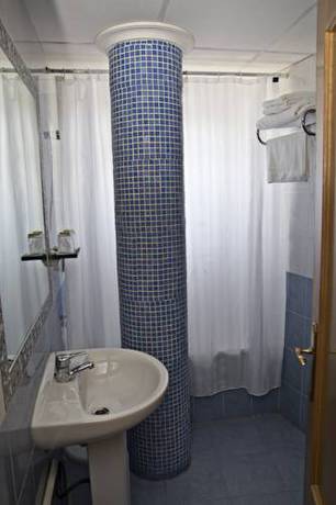 Imagen de la habitación del Hotel Hotel Condes de Buñol. Foto 5