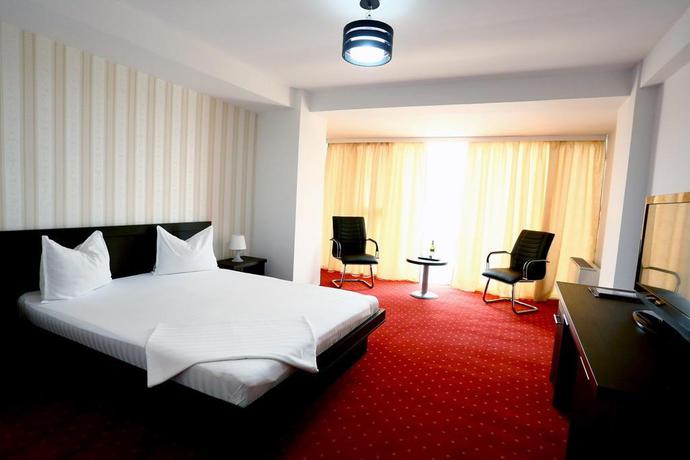 Imagen general del Hotel Hotel Corona. Foto 14