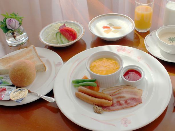Imagen del bar/restaurante del Hotel Hotel Crown Palais Aomori. Foto 5