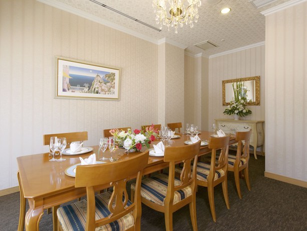Imagen del bar/restaurante del Hotel Hotel Crown Palais Aomori. Foto 6