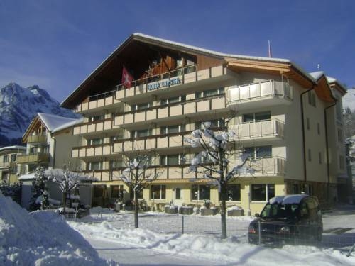 Imagen general del Hotel Hotel Crystal. Foto 3