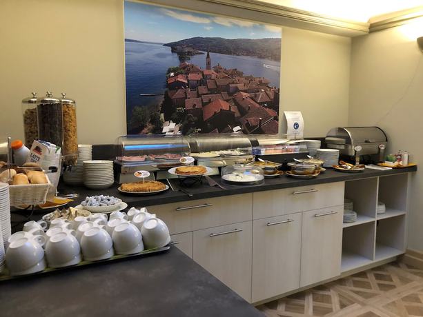 Imagen del bar/restaurante del Hotel Hotel Crystal. Foto 8