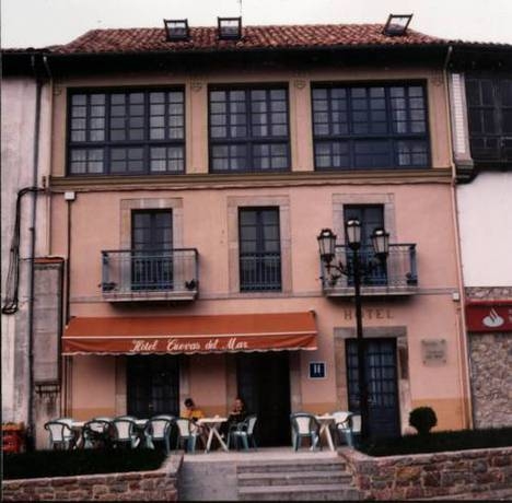 Imagen general del Hotel Hotel Cuevas Del Mar. Foto 9