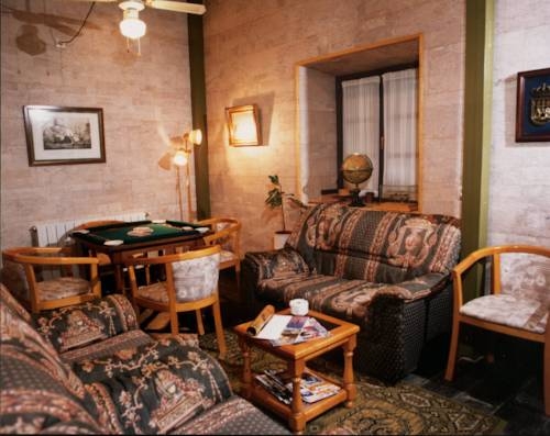 Imagen general del Hotel Hotel Cuevas Del Mar. Foto 5