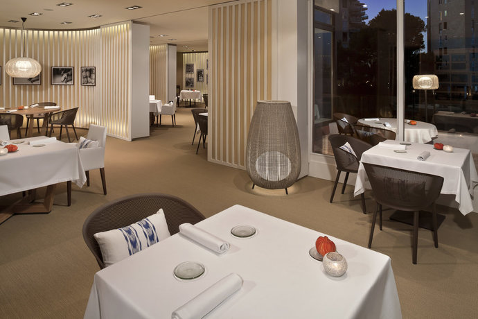 Imagen del bar/restaurante del Hotel Hotel De Mar Gran Meliá - The Leading Hotels Of The World. Foto 4