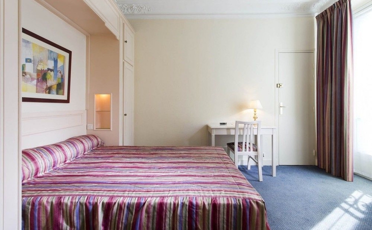 Imagen de la habitación del Hotel Hotel De Suez. Foto 5