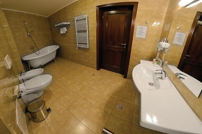 Imagen de los interiores del Hotel Hotel Diesel. Foto 12