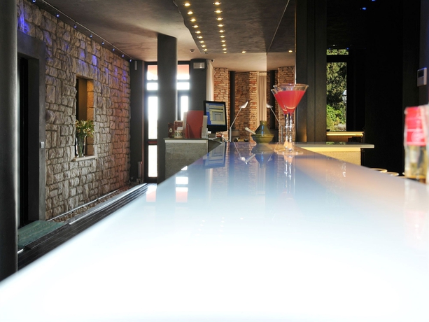 Imagen del bar/restaurante del Hotel Hotel Domo, Perugia. Foto 2
