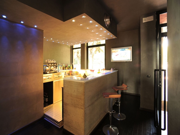 Imagen del bar/restaurante del Hotel Hotel Domo, Perugia. Foto 3