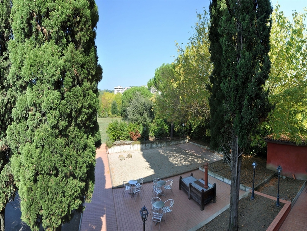 Imagen de los exteriores del Hotel Hotel Domo, Perugia. Foto 15