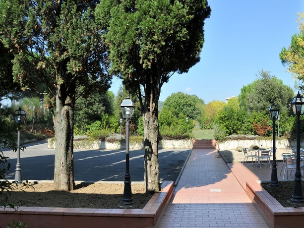 Imagen de los exteriores del Hotel Hotel Domo, Perugia. Foto 16