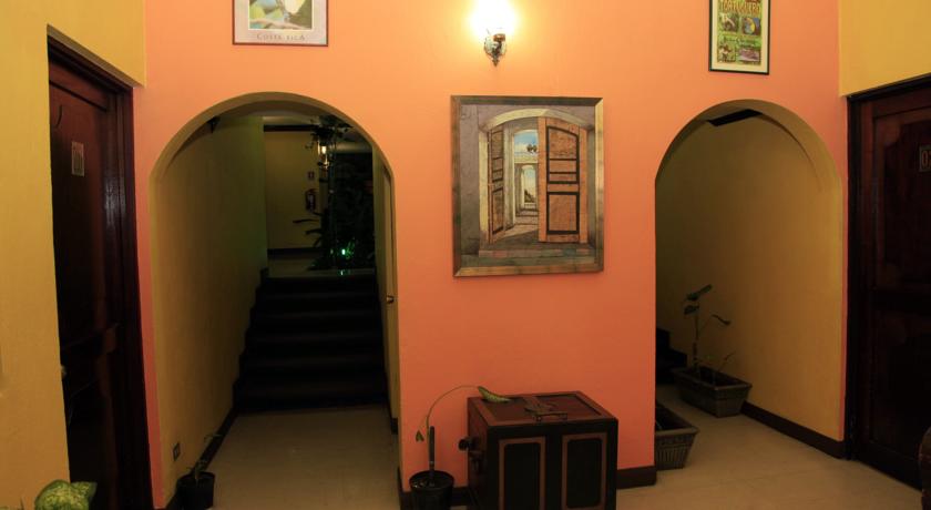 Imagen de los interiores del Hotel Hotel Do&ntilde;a In&eacute;s. Foto 9