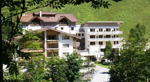 Imagen general del Hotel Hotel Edelweiss. Foto 7