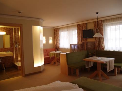 Imagen de la habitación del Hotel Hotel Edelweiss, Saalbach-Hinterglemm . Foto 57
