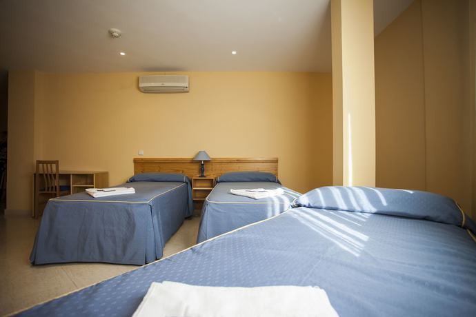 Imagen de la habitación del Hotel Hotel El Álamo. Foto 7