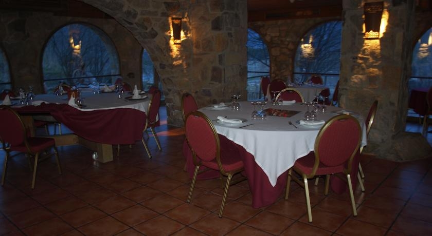 Imagen de la habitación del Hotel Hotel El Jou. Foto 4