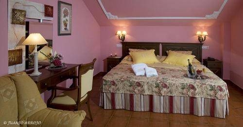 Imagen general del Hotel Hotel El Pescador. Foto 9