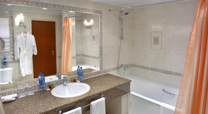 Imagen de la habitación del Hotel Hotel Emona. Foto 3