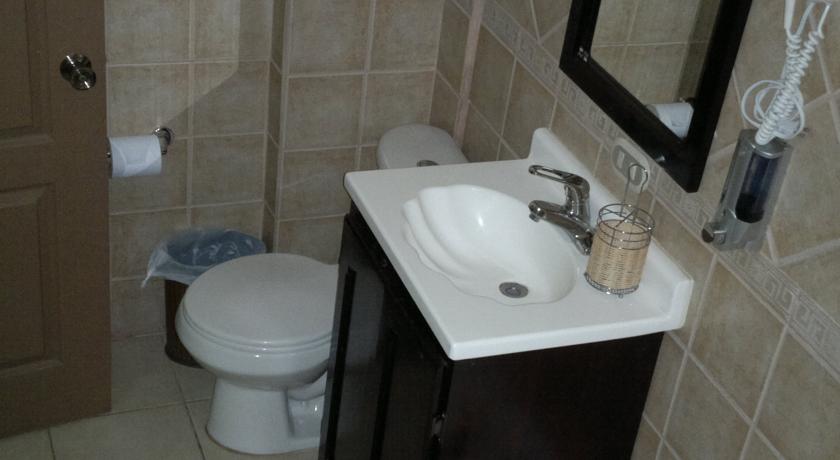 Imagen de la habitación del Hotel Hotel Eskalima. Foto 7