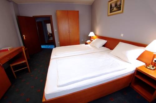Imagen general del Hotel Hotel Europa, Karlovac Ciudad. Foto 8