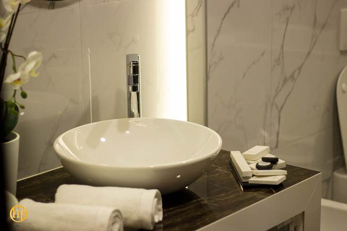 Imagen de la habitación del Hotel Hotel Fantasy. Foto 13