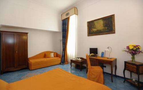 Imagen general del Hotel Hotel Floridiana. Foto 9