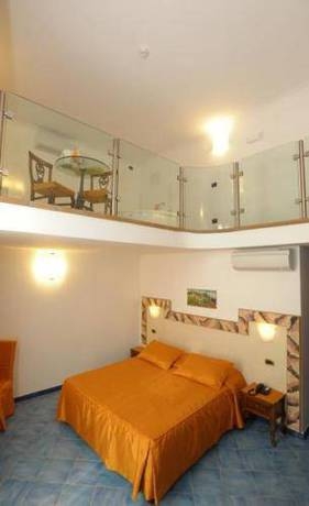 Imagen general del Hotel Hotel Floridiana. Foto 14