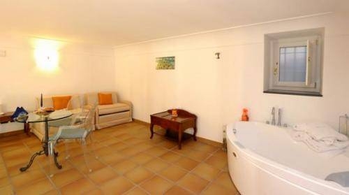 Imagen general del Hotel Hotel Floridiana. Foto 16