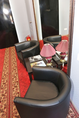 Imagen de los interiores del Hotel Hotel Flowers. Foto 17