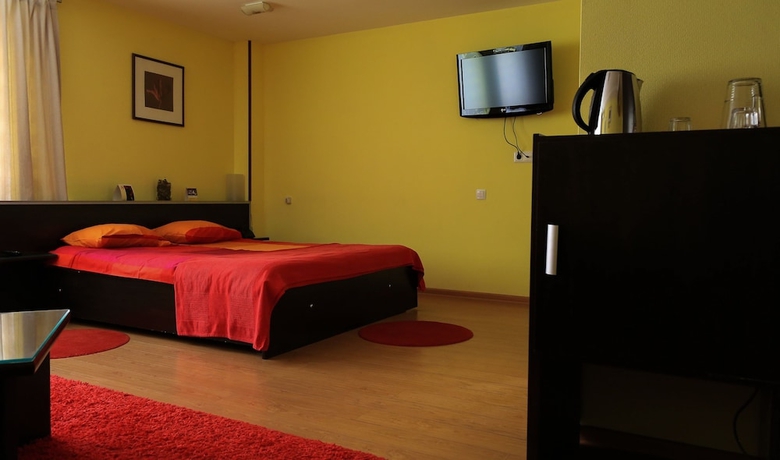 Imagen de la habitación del Hotel Hotel Flowers. Foto 13