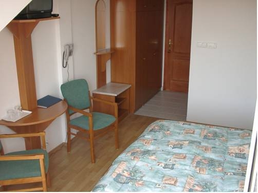 Imagen general del Hotel Hotel Forr&aacute;s Zalakaros. Foto 12