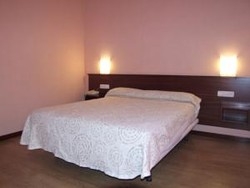 Imagen de la habitación del Hotel Hotel Frontera. Foto 4