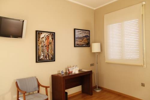 Imagen general del Hotel Hotel Fuente El Cura. Foto 13