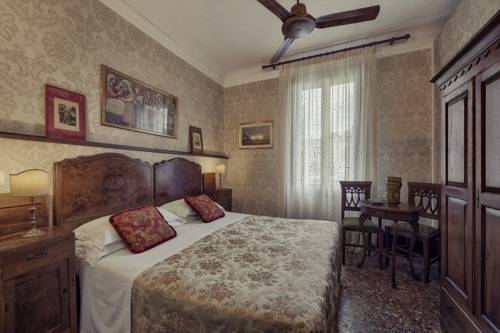 Imagen de la habitación del Hotel Hotel Galleria. Foto 2