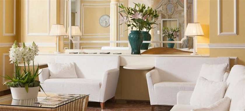 Imagen de los interiores del Hotel Hotel Gallia. Foto 9