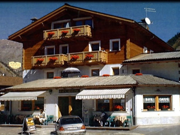 Imagen general del Hotel Hotel Garni Caravasc. Foto 2