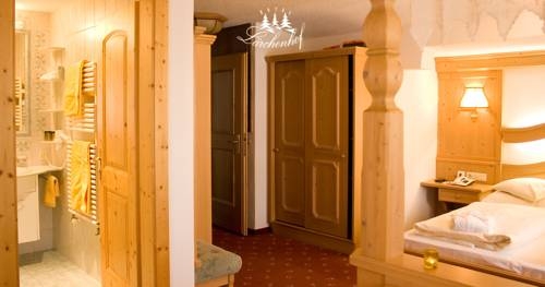 Imagen general del Hotel Hotel Garni L&auml;rchenhof. Foto 10