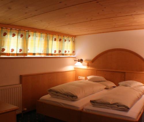 Imagen general del Hotel Hotel Garni L&auml;rchenhof. Foto 33
