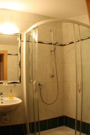 Imagen general del Hotel Hotel Garni L&auml;rchenhof. Foto 38