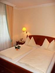 Imagen general del Hotel Hotel Garni Rosengarten. Foto 2