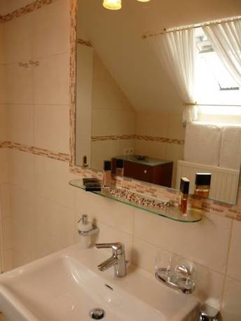 Imagen general del Hotel Hotel Garni Rosengarten. Foto 9