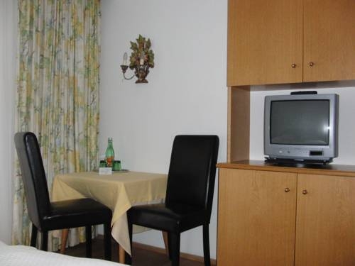 Imagen de la habitación del Hotel Hotel Garni Sursilva. Foto 56